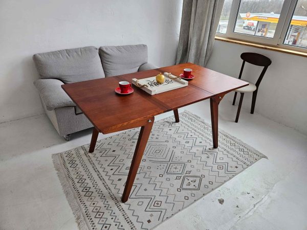 4-in-1-solid-wood-transformer-table-adjustable-height-expandable-dining-coffee-table-phohto3